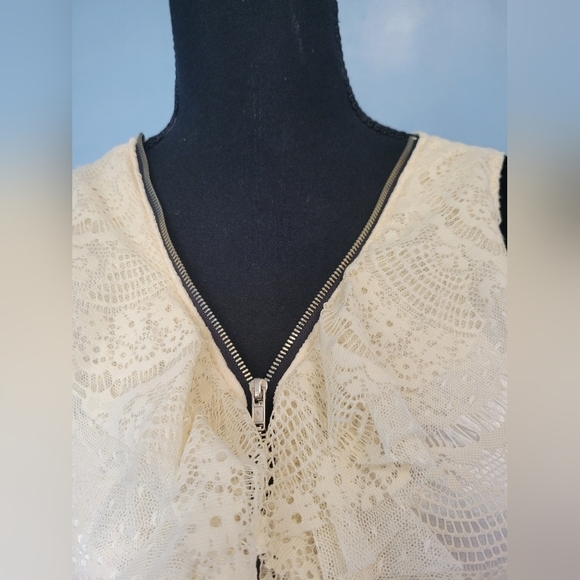 Coquette Lace Mini Ivory Dress S-M? - Picture 4 of 10